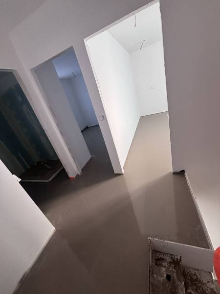 Intervention chape liquide sur une maison individuelle à Gémenos